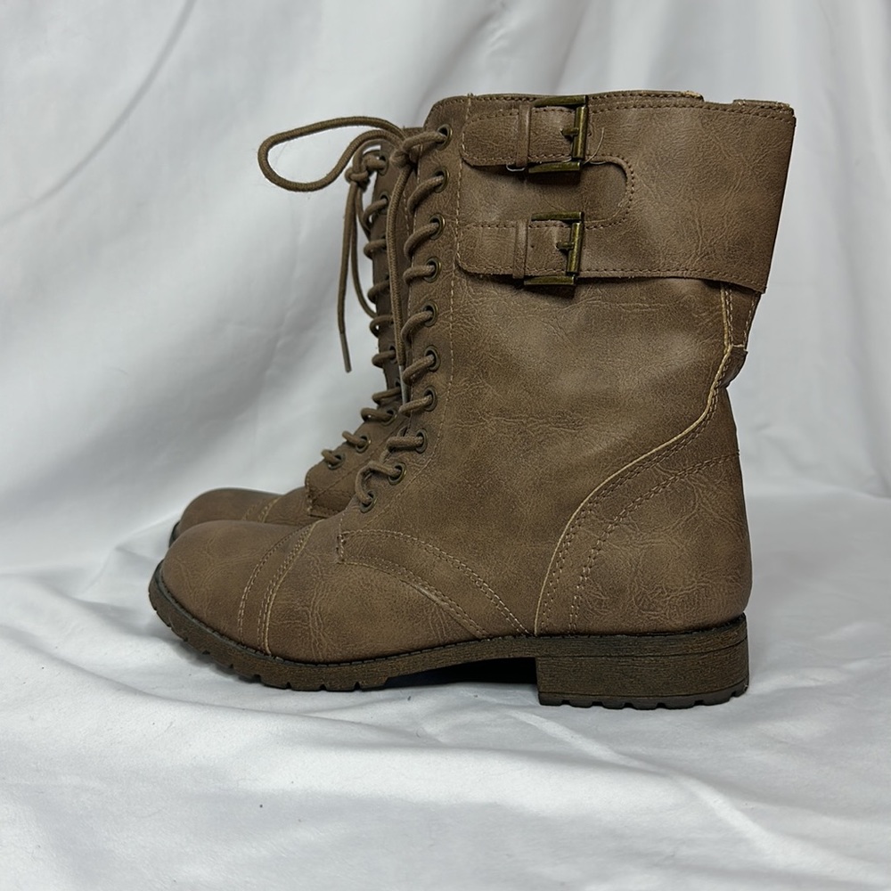 Gently Used Rampage Jaycee Zip-Up Combat Boot - Picture 2 of 7
